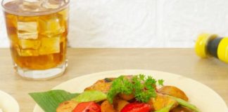 Cách làm món mì căn xào chua ngọt lạ miệng